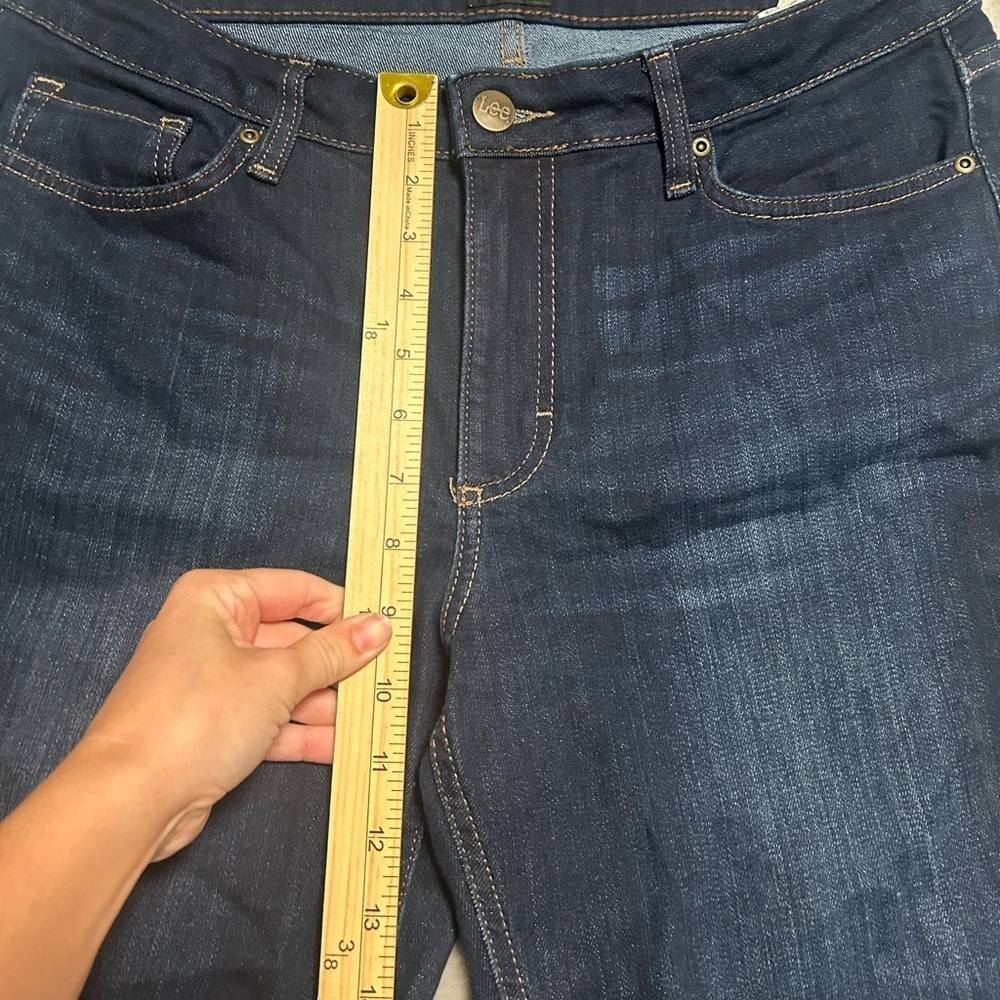 Lee Straight Leg Jeans Women’s 12 Dark Wash Denim - Picture 7 of 9